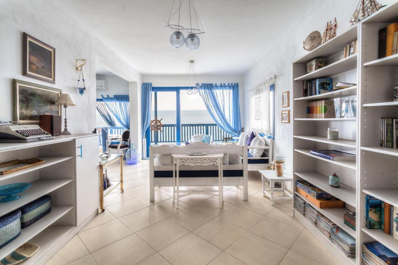 מקריגיאלוס Navy Greece Villa With Swimming Pool & Sea View מראה חיצוני תמונה